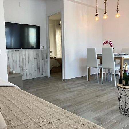 Coqueto Apartamento De Playa Con Piscina Y Terraza Valencia Ngoại thất bức ảnh